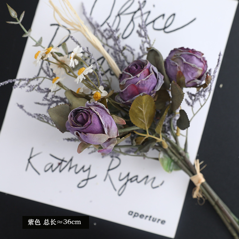 リラックスグッズ 癒やしの時間 優美なバラの花束