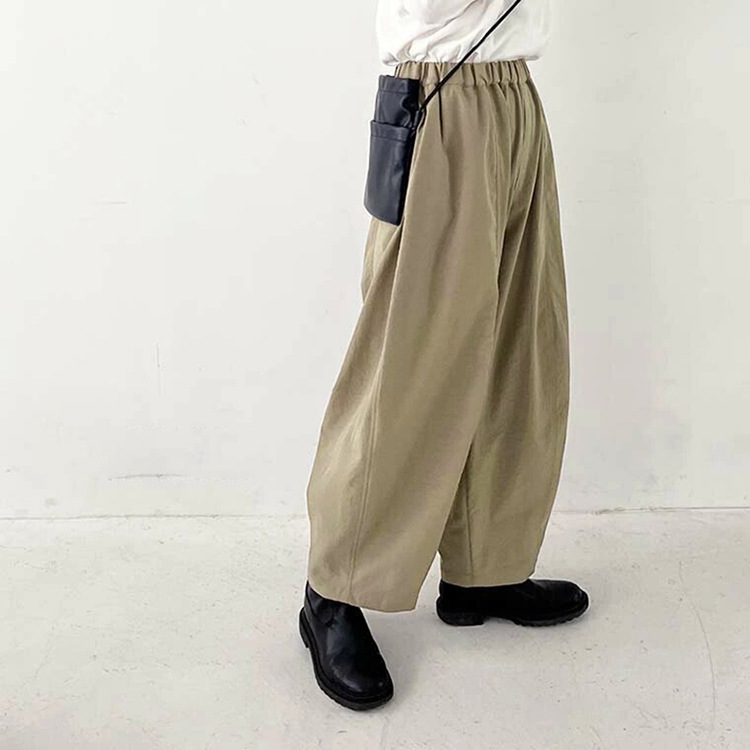体型カバー ゆったりワイドシルエットパンツ