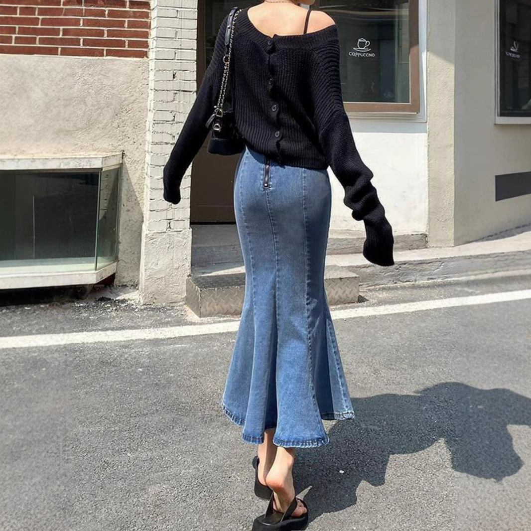 体型カバー 美シルエット 裾広がりデニムスカート