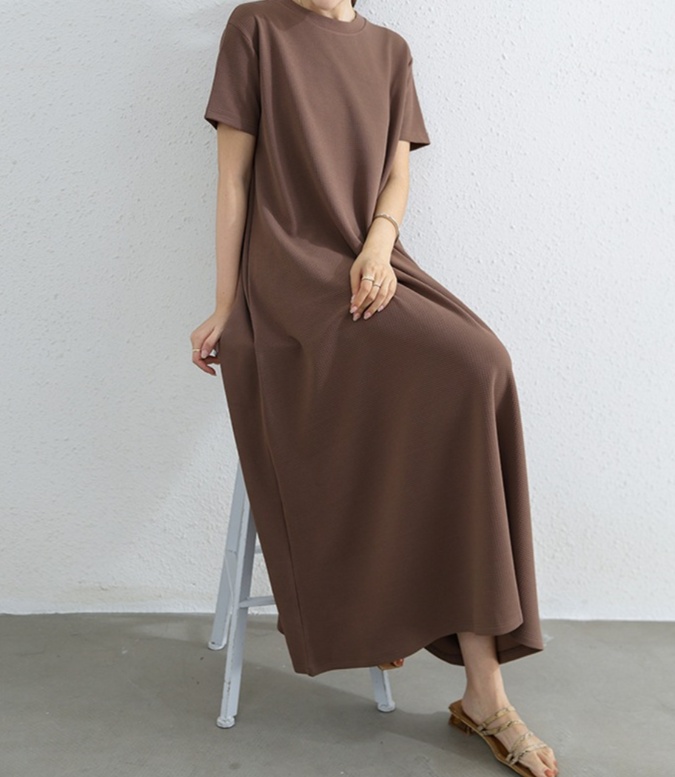 体型カバー すっきりシルエット ラウンドネック マキシ丈ワンピース