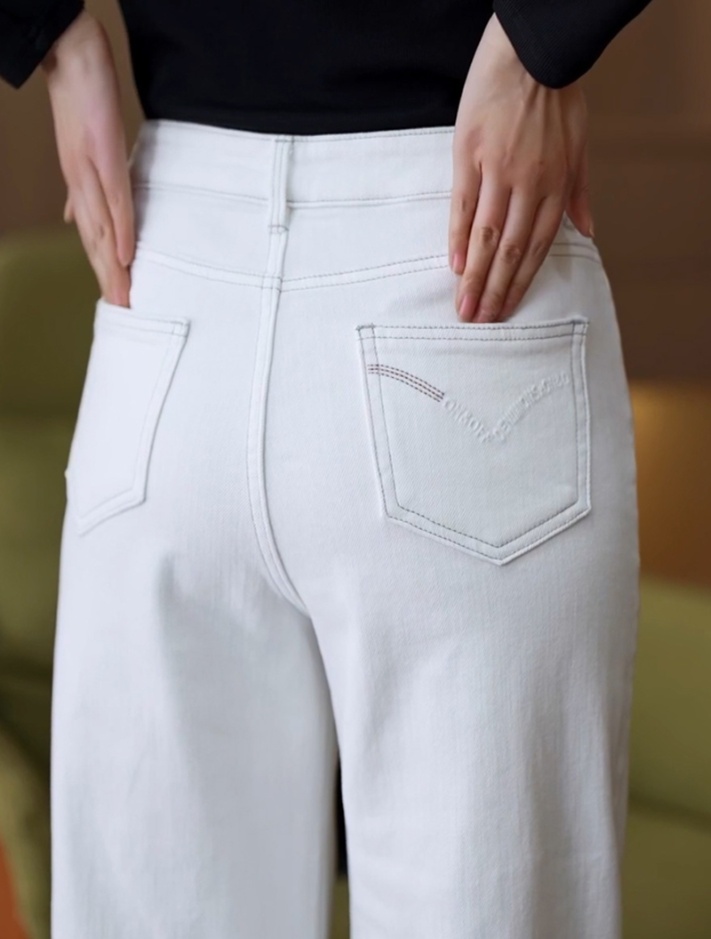 体型カバー すっきり美脚ワイドデニムパンツ