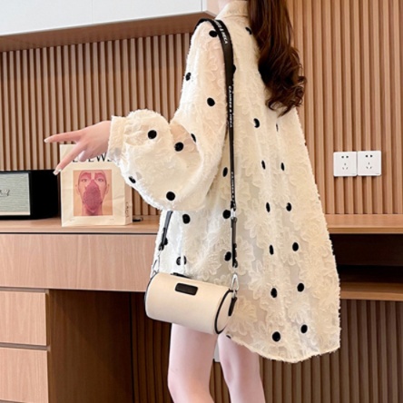 体型カバー 水玉模様ふわもこシャツ