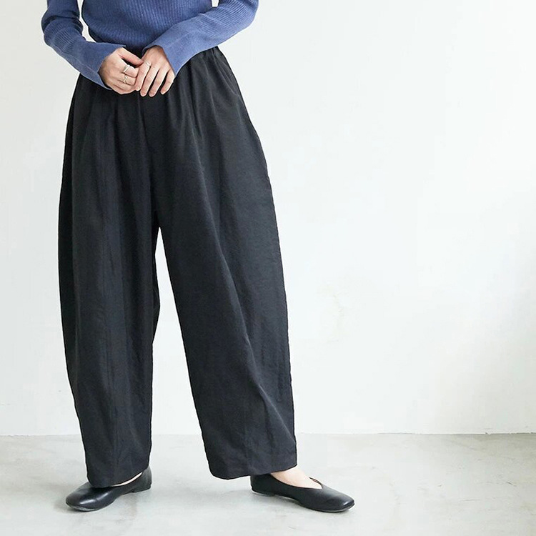 体型カバー ゆったりワイドシルエットパンツ
