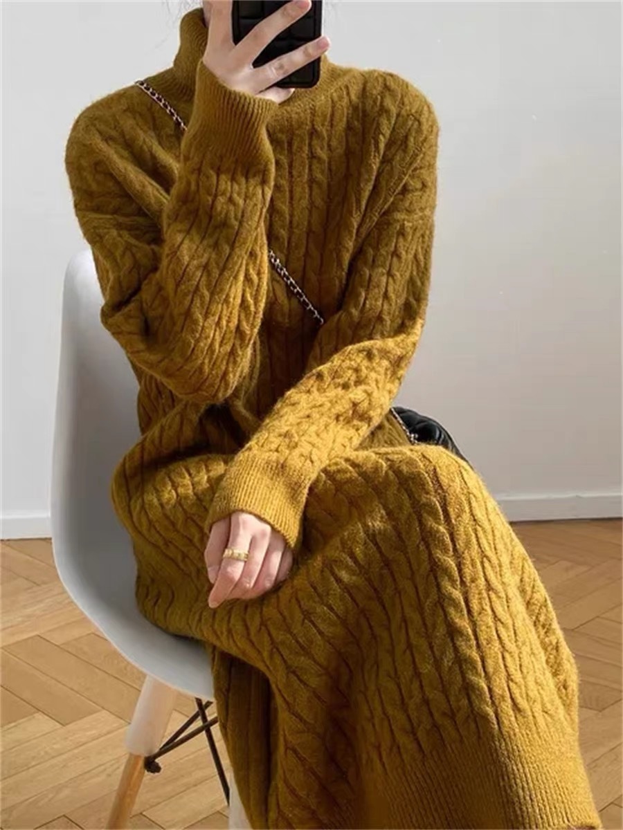 体型カバー 贅沢ケーブル編みのゆったり長袖ワンピース