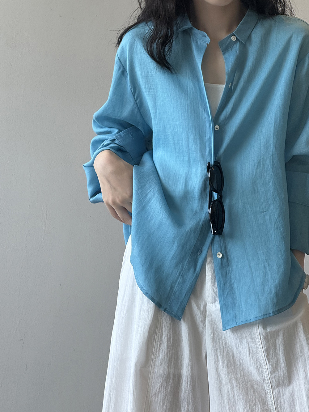 体型カバー ゆったりリネン風シャツ