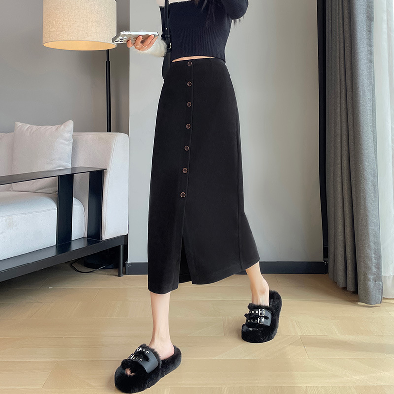 体型カバー ボタン付きすっきりシルエットスカート