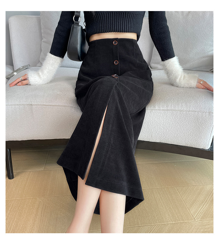 体型カバー ボタン付きすっきりシルエットスカート