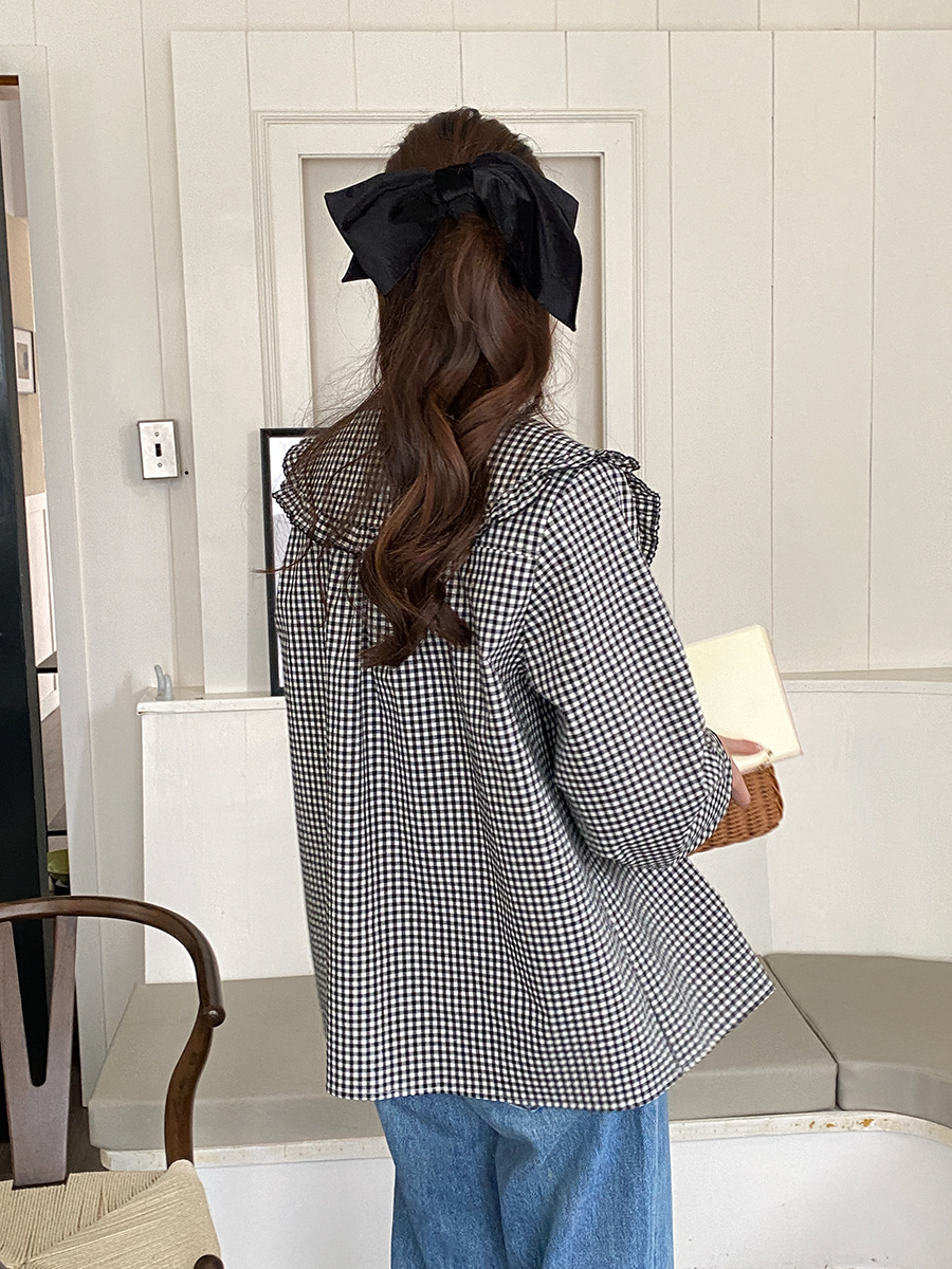 体型カバー 大きな襟が特徴的なフェミニンブラウス