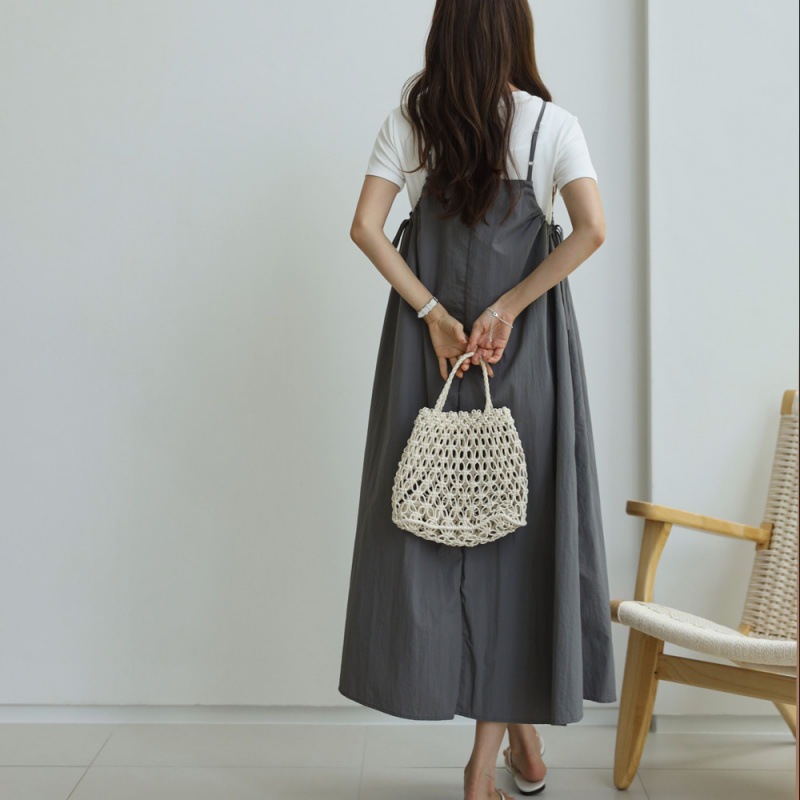オールインワンコーデ ゆったりシルエット キャミサロペット