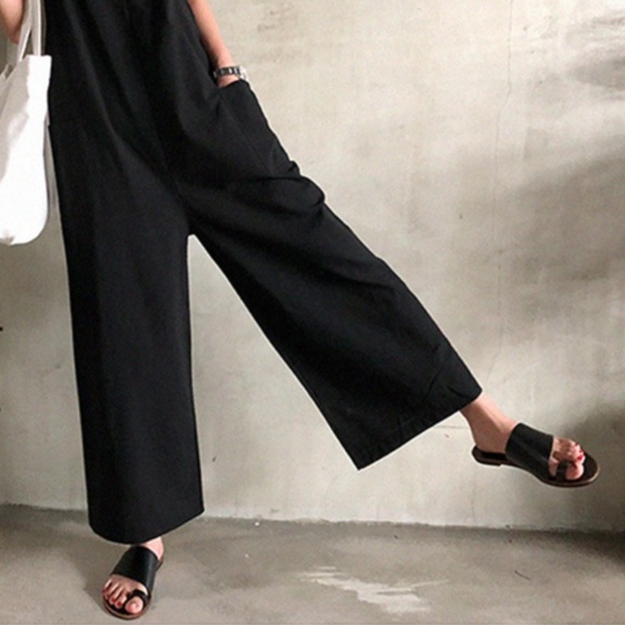 オールインワンコーデ ゆったりシルエットのサロペット