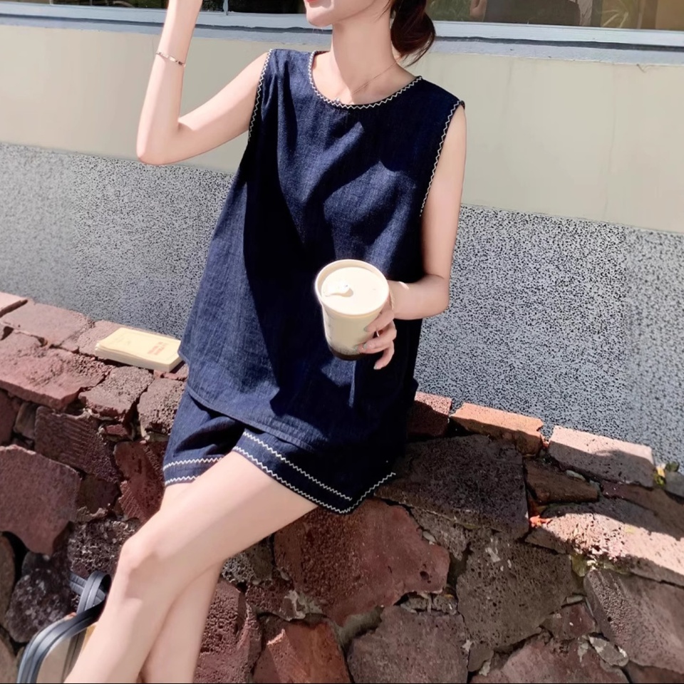オールインワンコーデ デニム風ステッチ装飾セットアップ