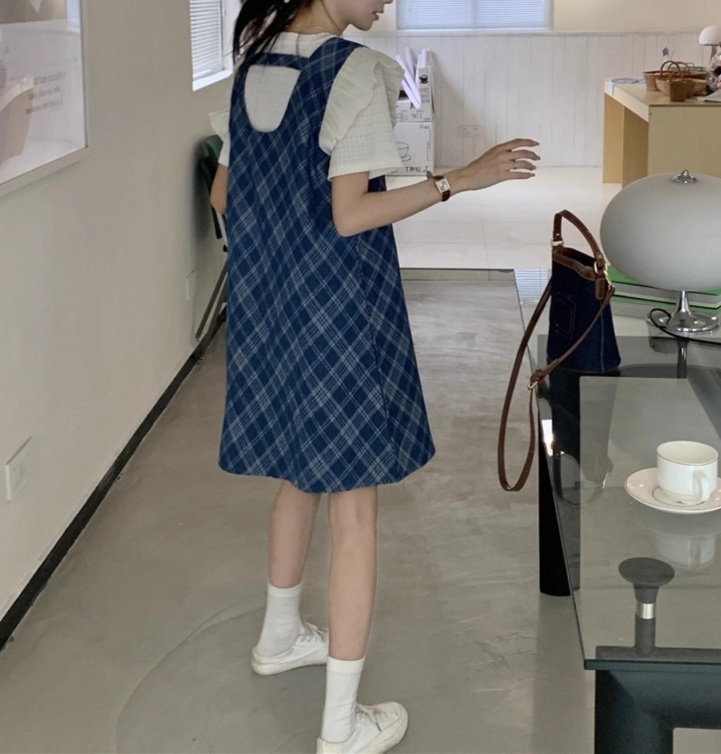 オールインワンコーデ 襟付きフレアオーバーオールスカート