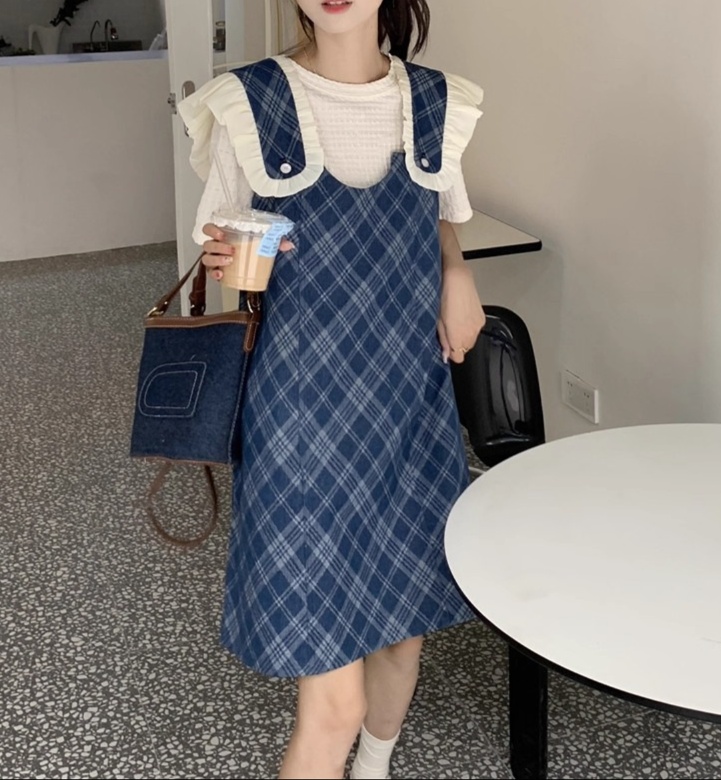 オールインワンコーデ 襟付きフレアオーバーオールスカート