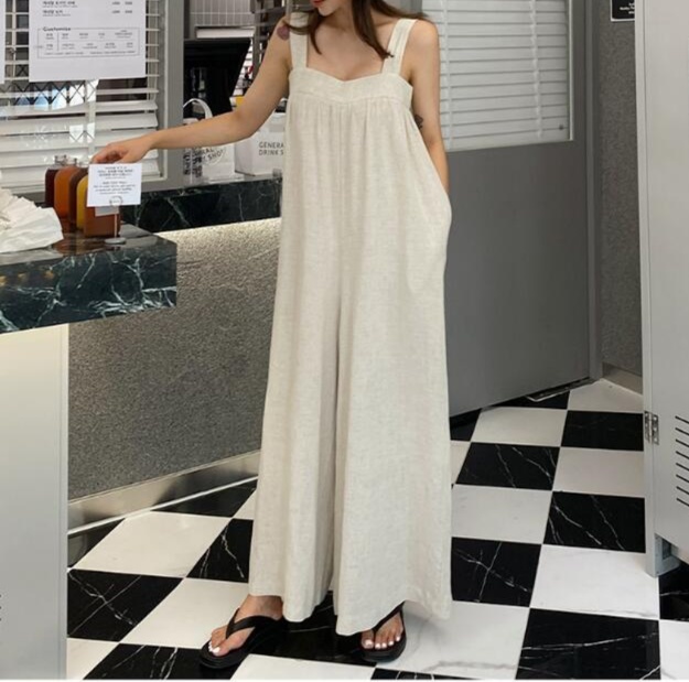 オールインワンコーデ 麻風ゆったりパンツサロペット