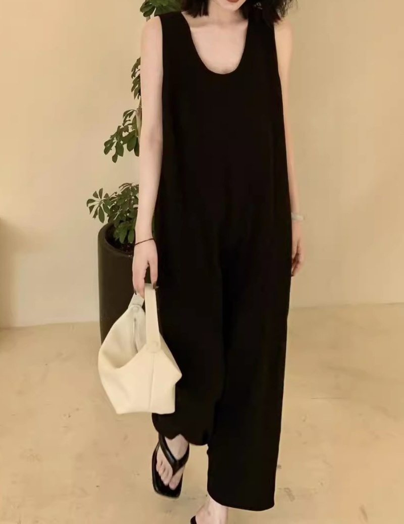 オールインワンコーデ ゆったりシルエット 大人リラックスワンピース