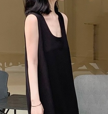 オールインワンコーデ ゆったりシルエット 大人リラックスワンピース