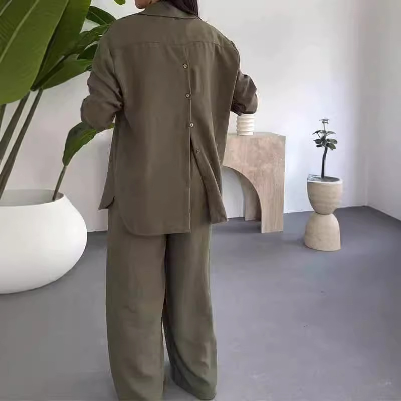 きれいめカジュアルパンツセットアップ