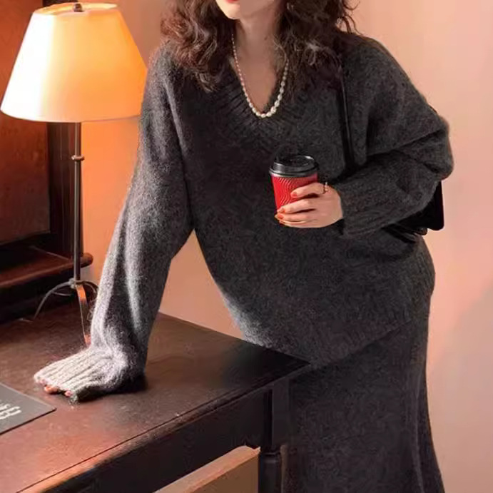 オールインワンコーデ ゆったりニット上品セットアップ