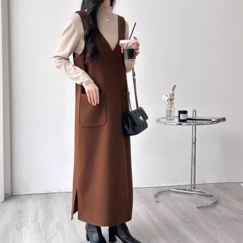 オールインワンコーデ しなやかシルエットジャンパースカート