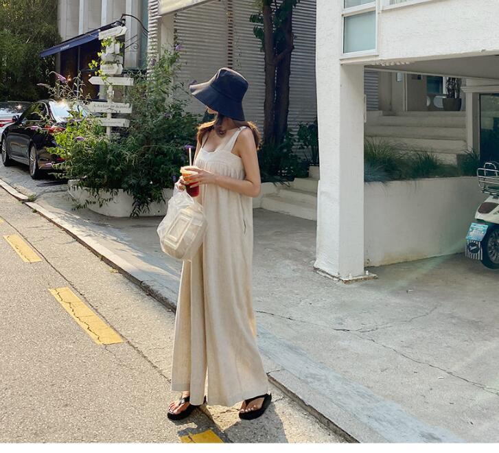 オールインワンコーデ 麻風ゆったりパンツサロペット