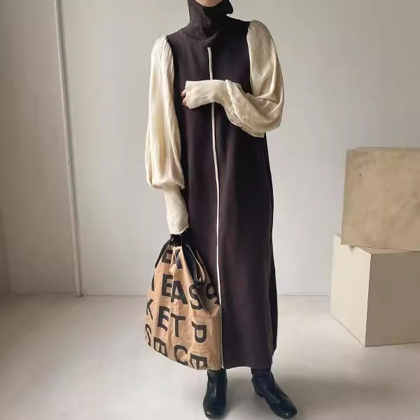 オールインワンコーデ バイカラーロング丈タートルネックワンピース