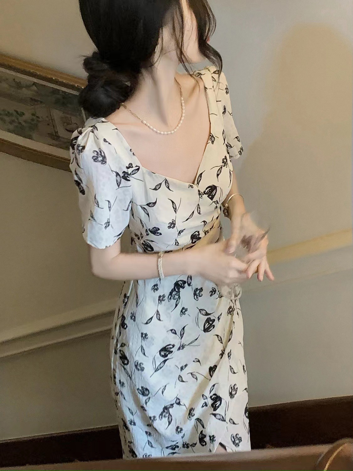 花柄ファッション 背中リボン付き花柄ワンピース