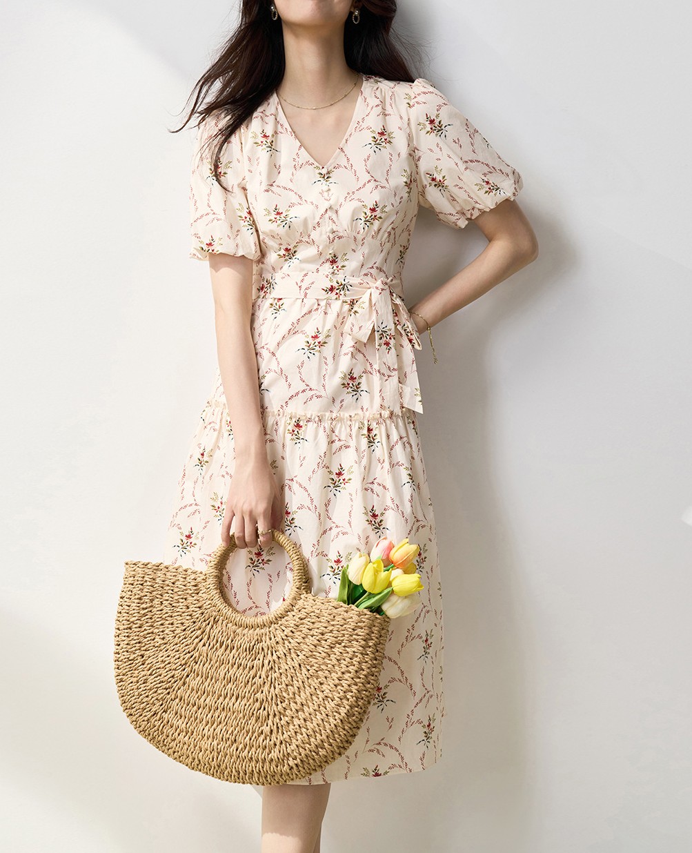 花柄ファッション 優美な小花柄ラップワンピース