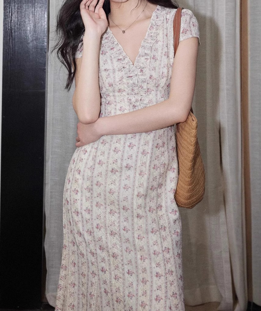花柄ファッション 優美な花柄マキシワンピース