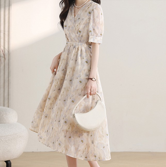 花柄ファッション 優美な花模様 シフォンラップワンピース