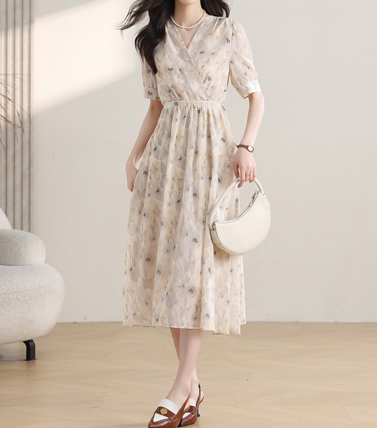 花柄ファッション 優美な花模様 シフォンラップワンピース