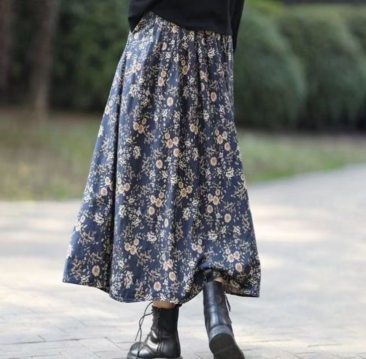 花柄ファッション 四季を彩る花模様ロングフレアースカート