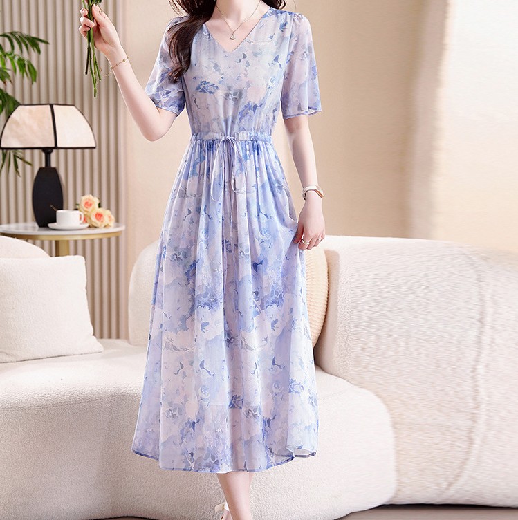 花柄ファッション 夢見るような花柄シフォンワンピース