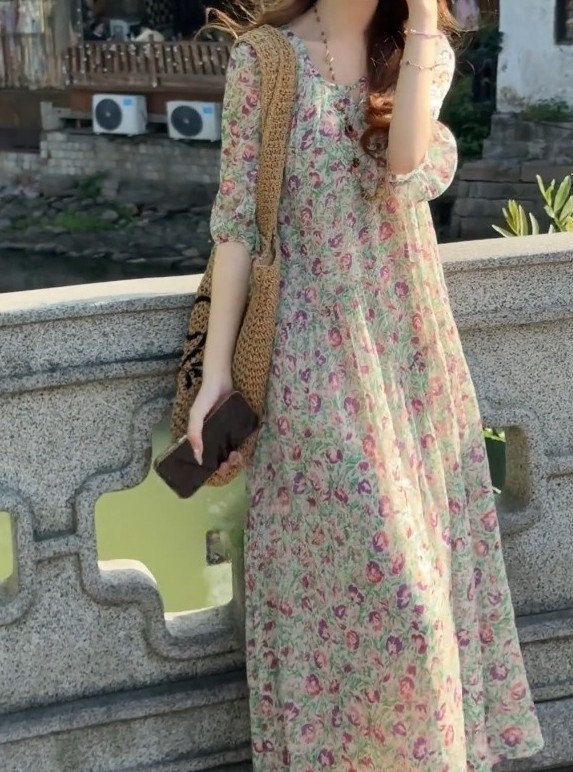 花柄ファッション 優美な花柄シフォンマキシワンピース