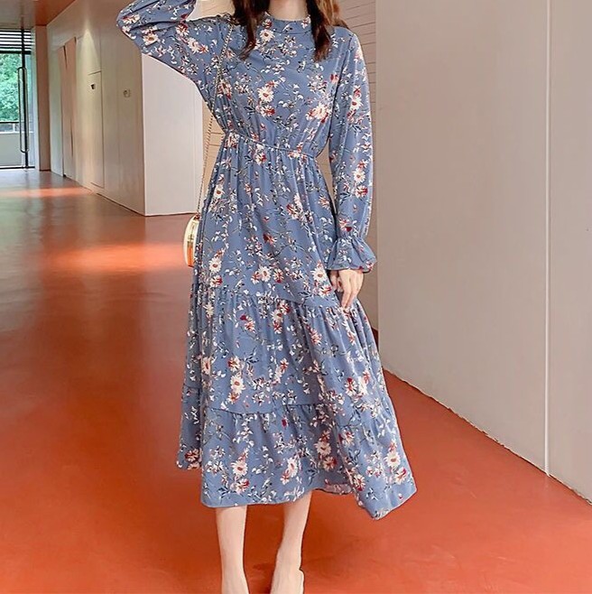 花柄ファッション 花咲くティアードシルエットワンピース