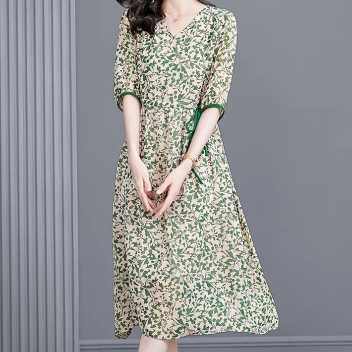 花柄ファッション 優美な草花模様 七分袖リボン付きワンピース