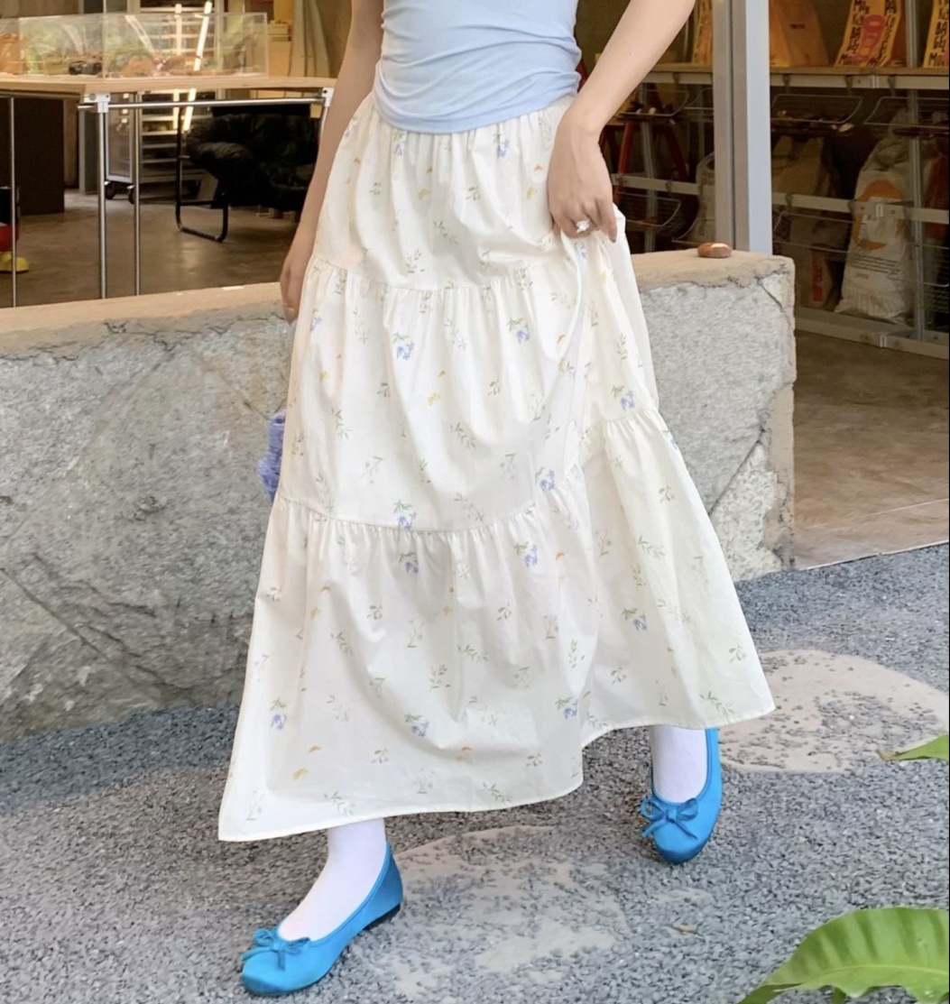 花柄ファッション 花柄ティアードロングスカート