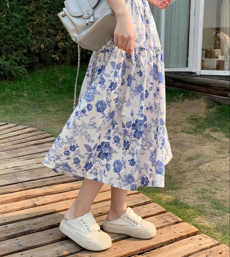 花柄ファッション 花模様ミディ丈フレアースカート