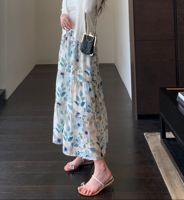 花柄ファッション 爽やか花柄ティアードマキシスカート