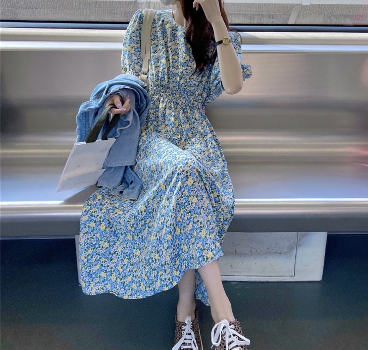 花柄ファッション 小花柄マキシワンピース