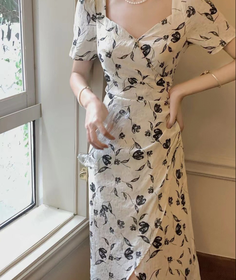 花柄ファッション 背中リボン付き花柄ワンピース