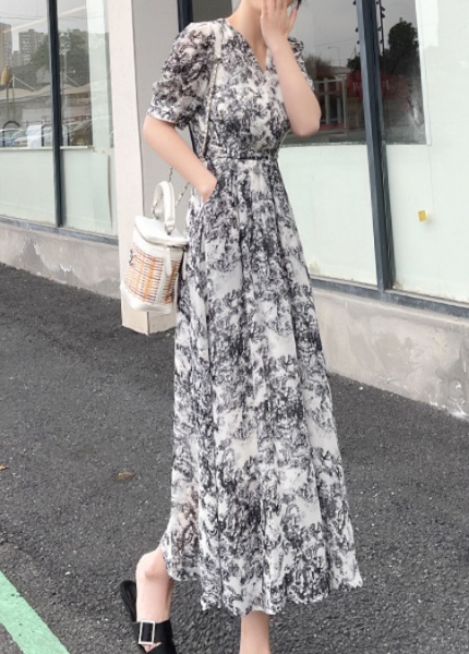 花柄ファッション 優美な花柄マキシワンピース