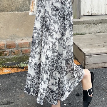 花柄ファッション 優美な花柄マキシワンピース