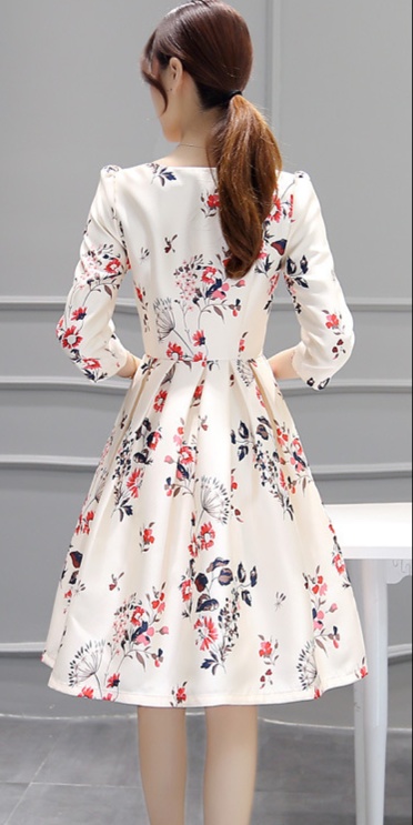 花柄ファッション 花束フレアワンピース