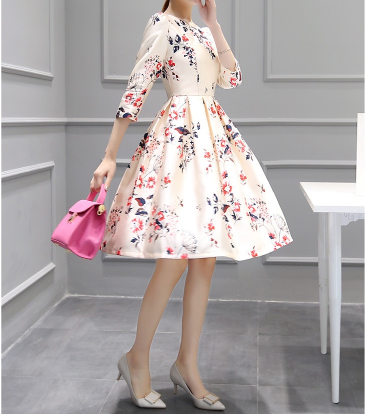花柄ファッション 花束フレアワンピース