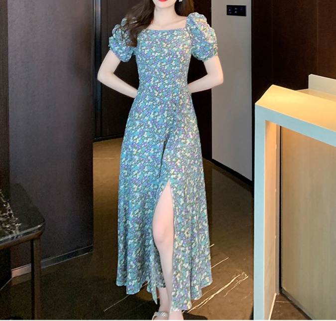 花柄ファッション 花柄マキシワンピース