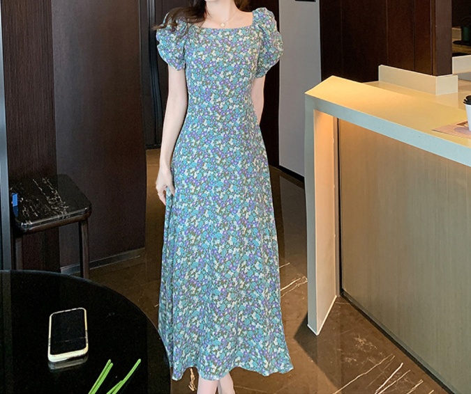 花柄ファッション 花柄マキシワンピース