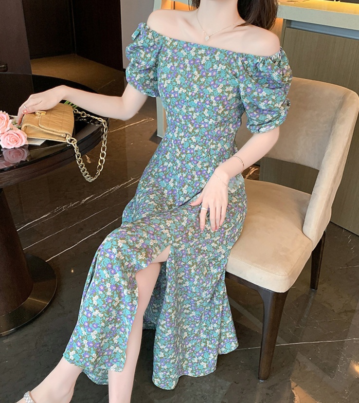 花柄ファッション 花柄マキシワンピース