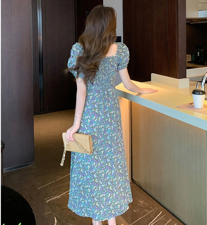 花柄ファッション 花柄マキシワンピース