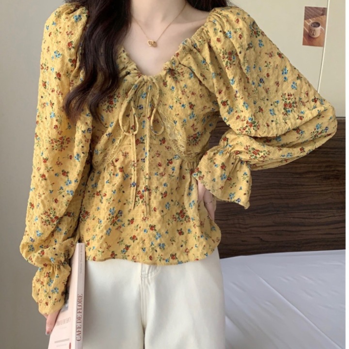 花柄ファッション 優美なリボン結び花柄ブラウス