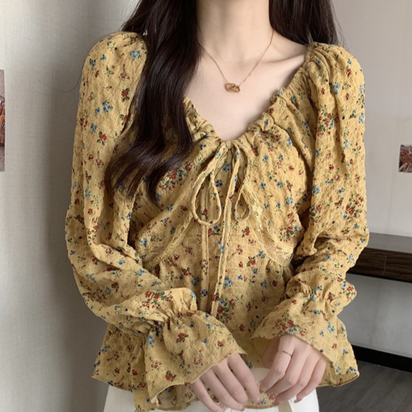 花柄ファッション 優美なリボン結び花柄ブラウス